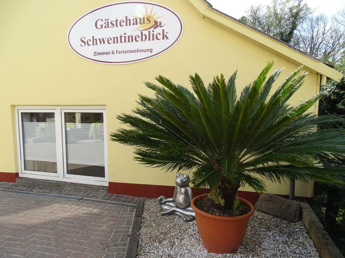 Hotel Gastehaus Schwentineblick Malente Esterno foto